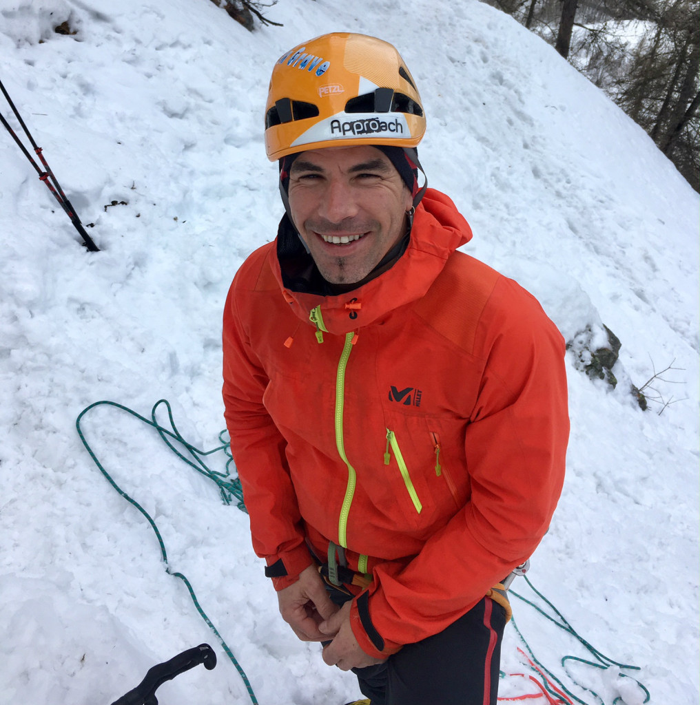Piolet Technique PETZL Quark – Alpinisme Et Escalade Sur Glace (NEUF)